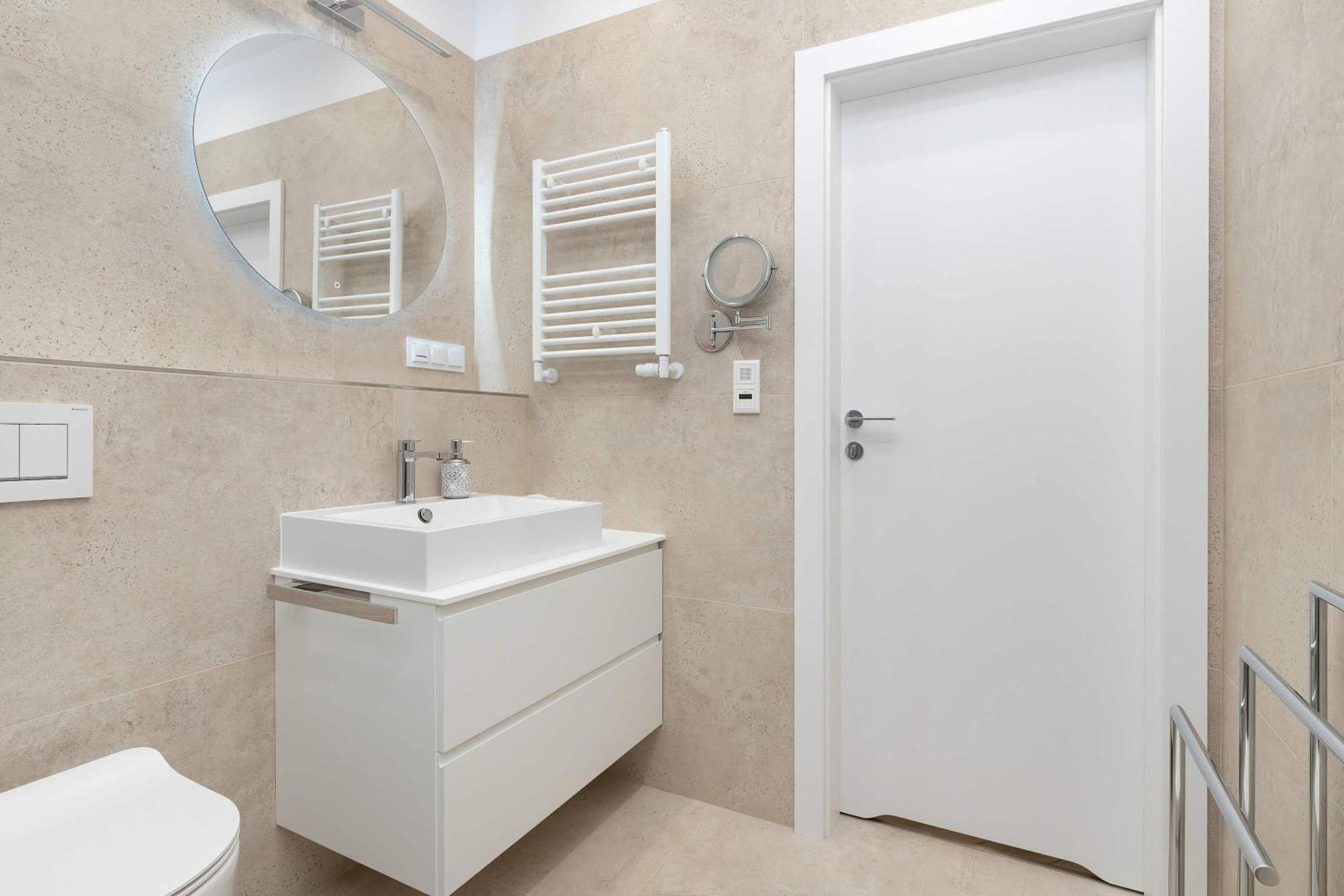 Elegant With Desk Marina 3city By Renters Leilighet *